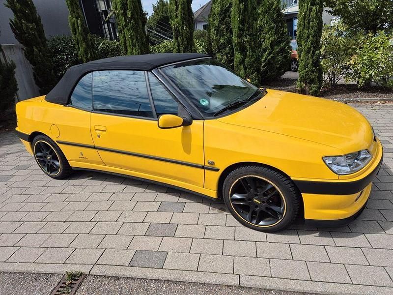Gelb Gebraucht 2000 Peugeot 306 Cabriolet Cabrio | 3.300 € (Fairer Preis) - Bild 1/4