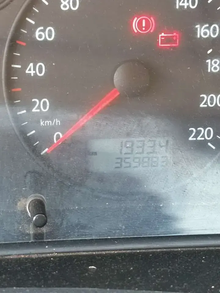 Second-hand VW Caravelle 131 CP (96 kW) 2005 Van