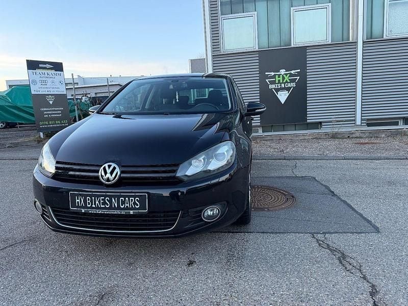 Schwarz Gebraucht 2011 VW Golf VI Style Kleinwagen | 4.499 € (Superpreis) - Bild 1/4