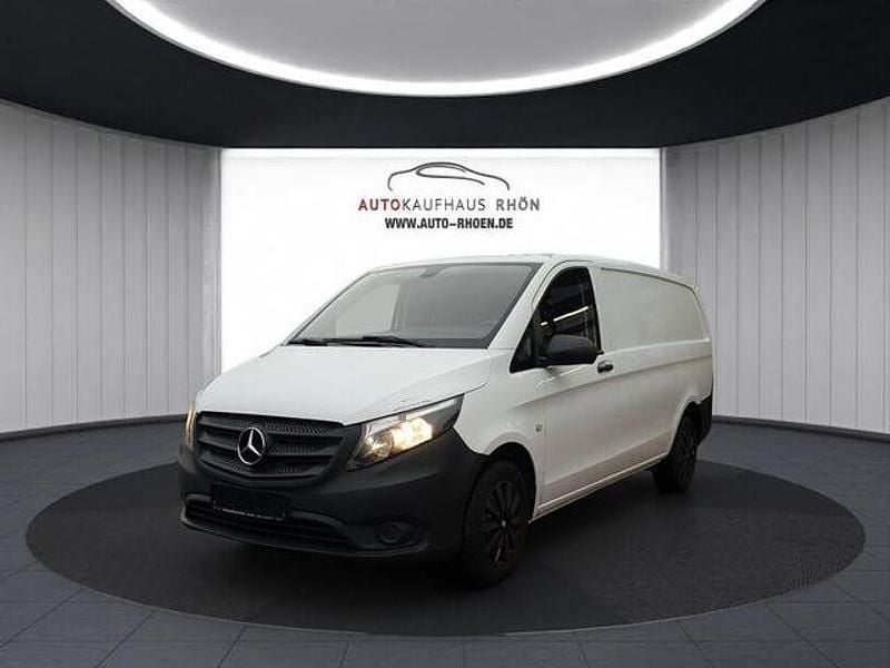 Gebraucht Mercedes Vito 114 PS (83 kW) 2018 Arktikweiss Van
