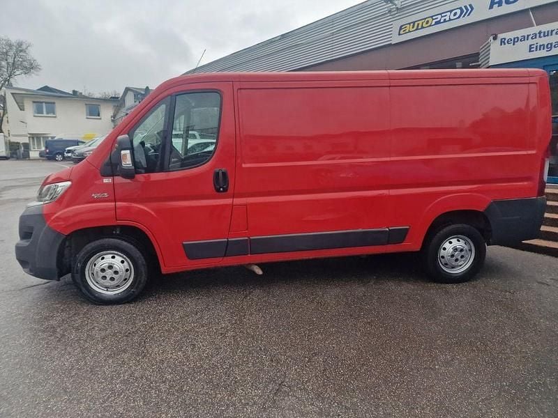 Gebraucht Fiat Ducato 136 PS (100 kW) 2016 Rot Van