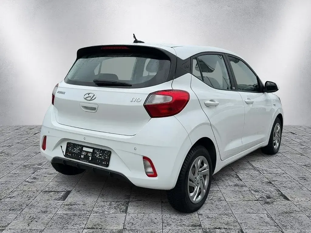 Gebraucht Hyundai i10 Select 67 PS (49 kW) 2020 Weiß Kleinwagen