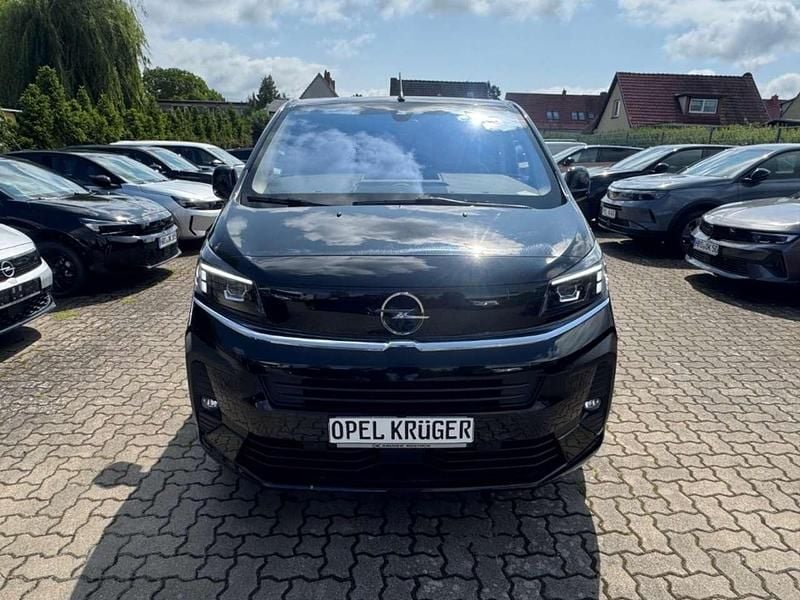 Gebraucht Opel Zafira Selection 177 PS (130 kW) 2024 Lackierung schwarz perla nera/ Van / Kleinbus