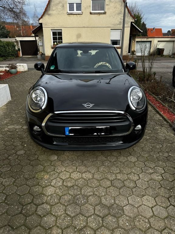 Schwarz Gebraucht 2018 Mini ONE Kleinwagen | 12.500 € (Guter Preis) - Bild 1/4