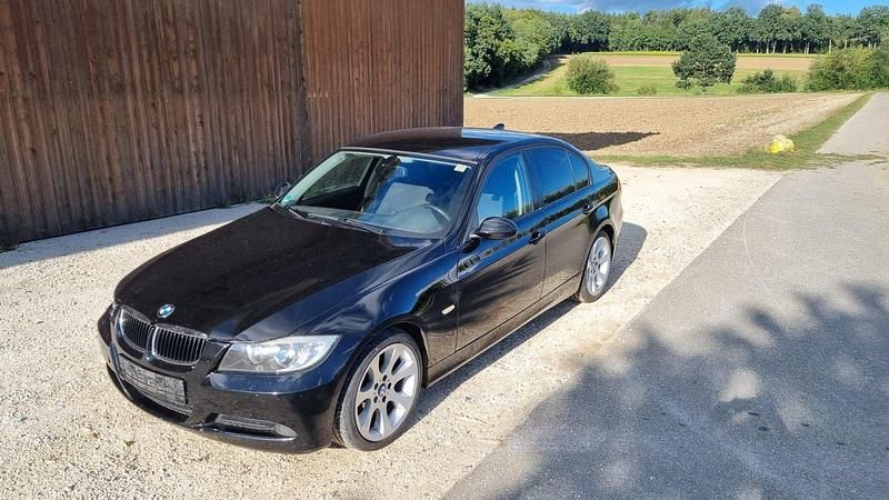 Gebraucht BMW 318 Advantage 143 PS (105 kW) 2008 Schwarz Limousine
