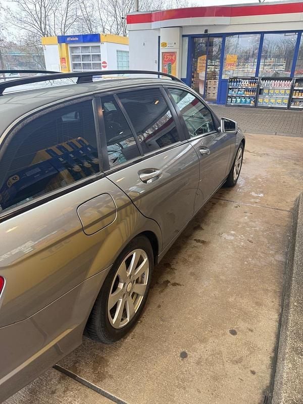 Second-hand Mercedes C180 156 CP (114 kW) 2014 Gri Break