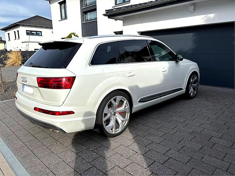 Gebraucht Audi SQ7 Advanced 435 PS (319 kW) 2016 Weiß SUV