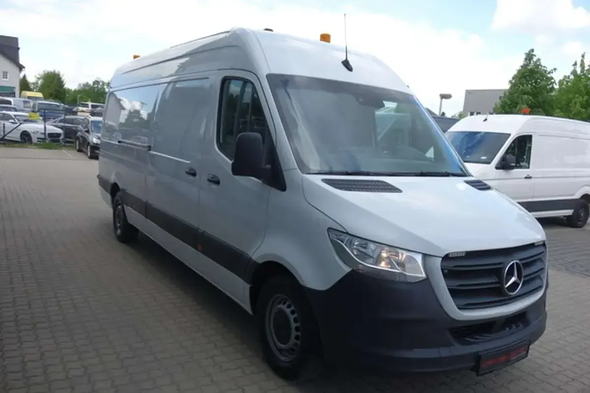 Gebraucht Mercedes Sprinter 190 PS (139 kW) 2020 Weiß Van