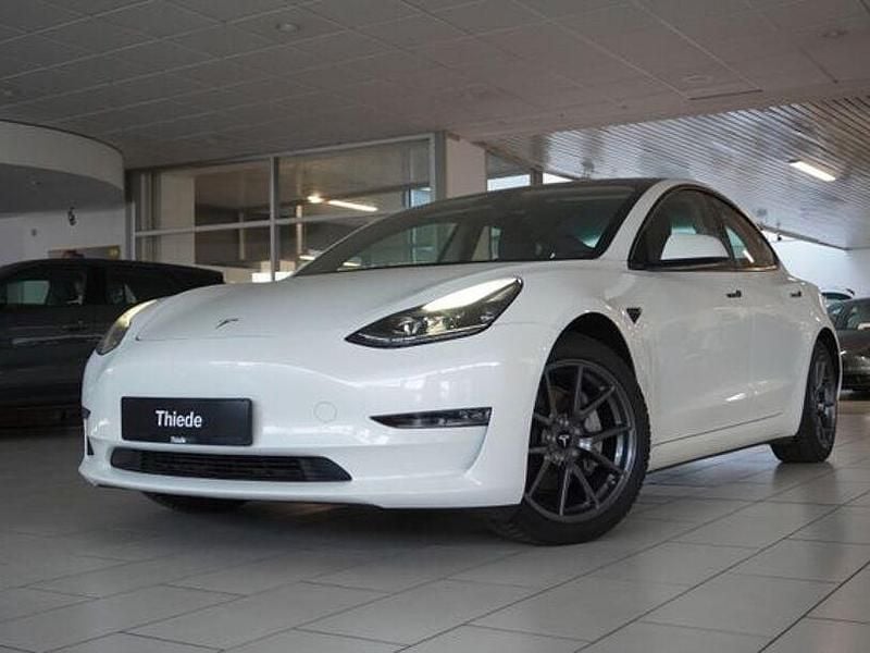 Gebraucht Tesla Model 3 Standard Range 366 kW (498 PS) 2022 Grau metallic Limousine