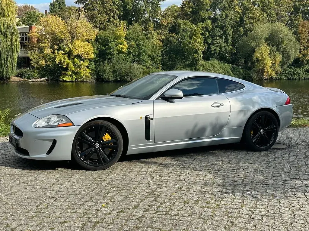 Gebraucht Jaguar XKR 510 PS (375 kW) 2011 Silber Coupé
