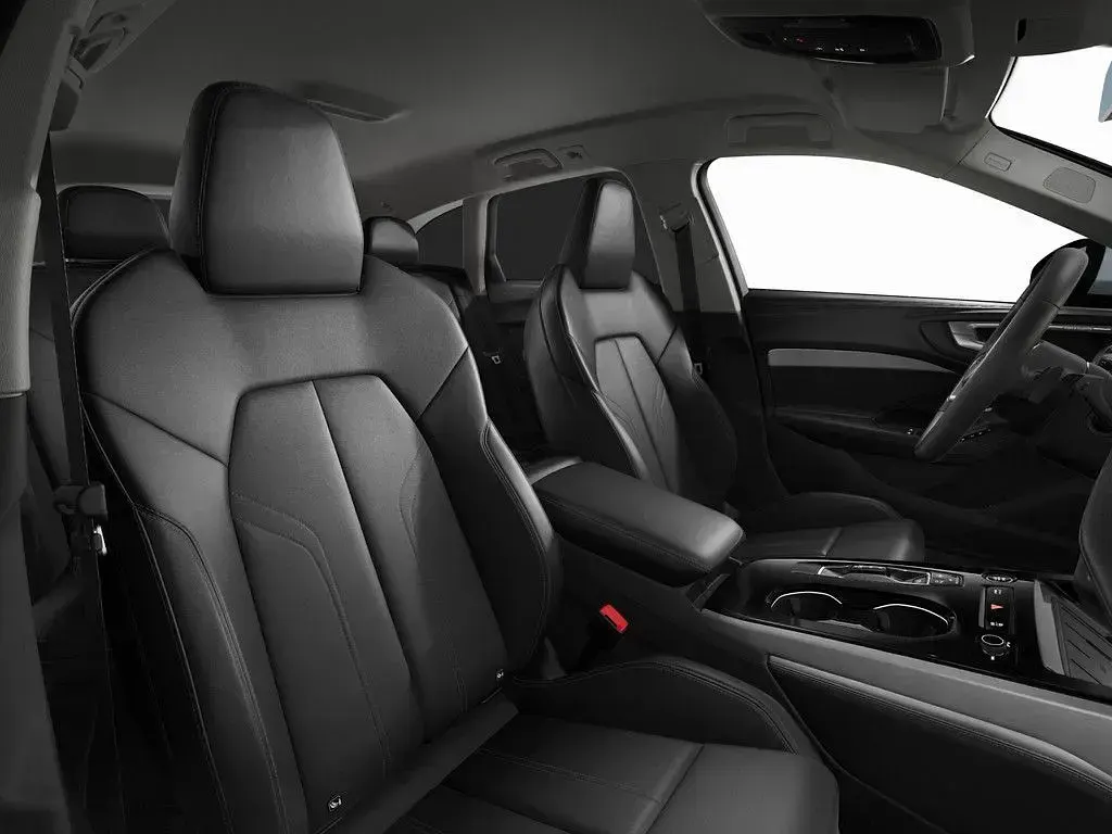 Gebraucht Audi A5 Ambiente 204 PS (150 kW) 2025 Gletscherweiss Kombi