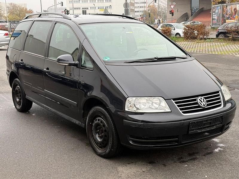 Gebraucht VW Sharan Trendline 116 PS (85 kW) 2009 Schwarz Van / Kleinbus