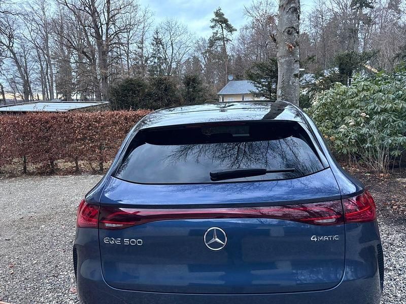 Gebraucht Mercedes EQE500 300 kW (408 PS) 2023 Blau SUV