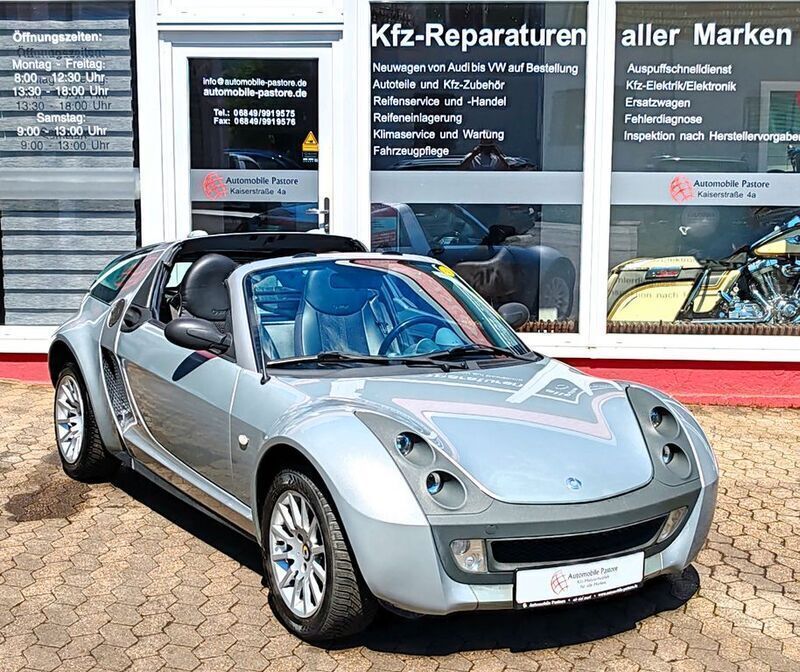 Silber Gebraucht 2003 Smart Roadster Cabrio | 5.996 € (Teuer) - Bild 1/4