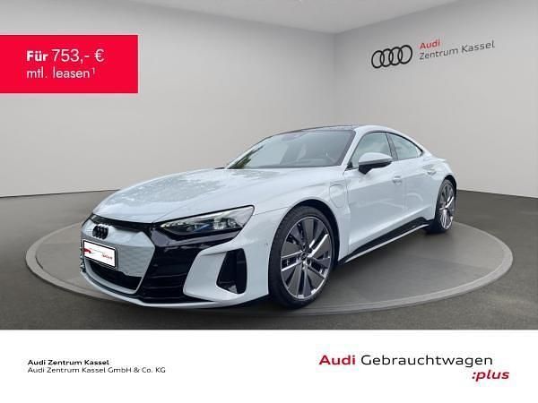 Grau (suzukagrau metallic) Gebraucht 2022 Audi e-tron GT quattro Ambiente Limousine | 48.491 € (Teuer) - Bild 1/3