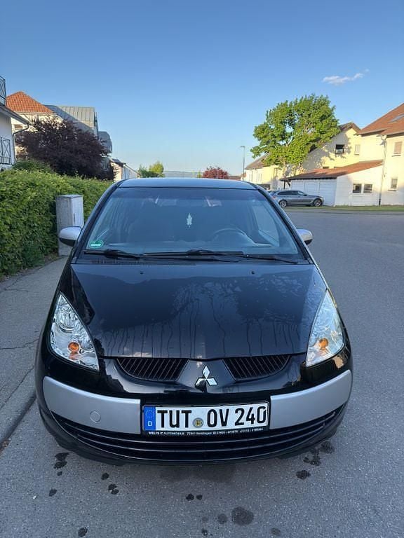 Schwarz Gebraucht 2006 Mitsubishi Colt Limousine | 900 € (Guter Preis) - Bild 1/2