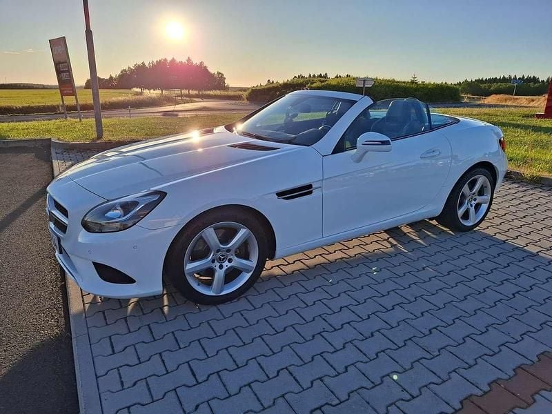 Gebraucht Mercedes SLC200 184 PS (135 kW) 2017 Weiß Cabrio