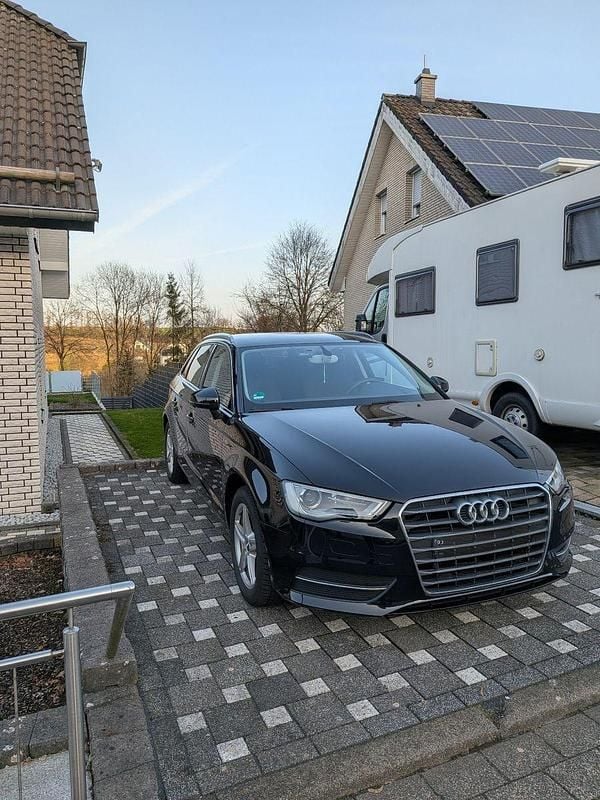 Gebraucht Audi A3 Ambiente 184 PS (135 kW) 2015 Schwarz Coupé