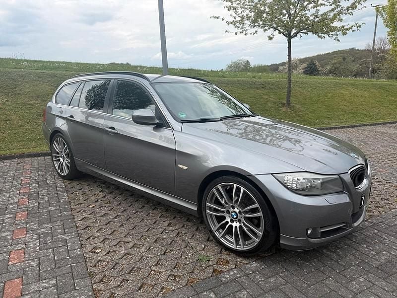 Second-hand BMW 318 M Sport 143 CP (105 kW) 2012 Gri Break