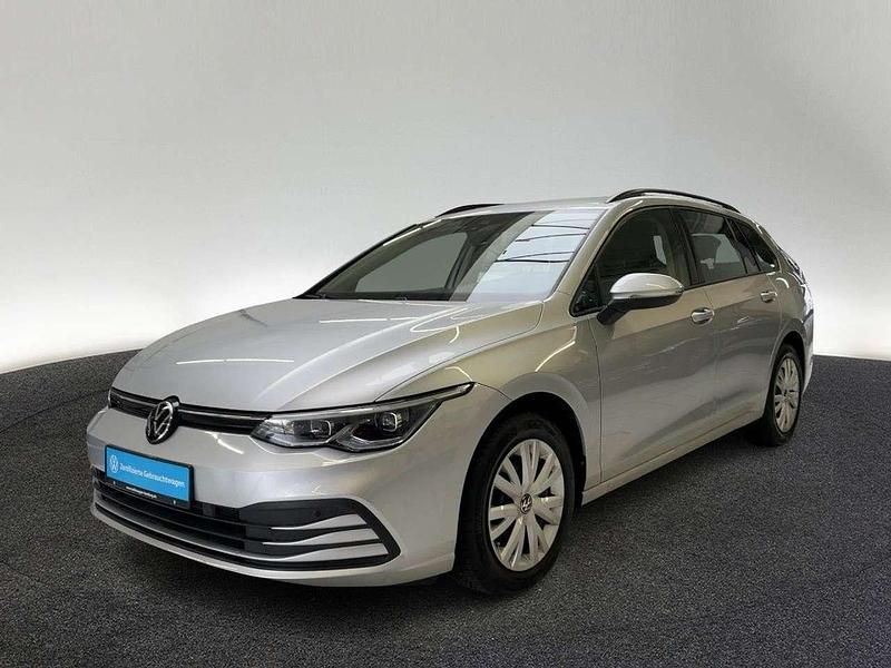 Gebraucht VW Golf VIII Life 131 PS (96 kW) 2023 Silber Kombi