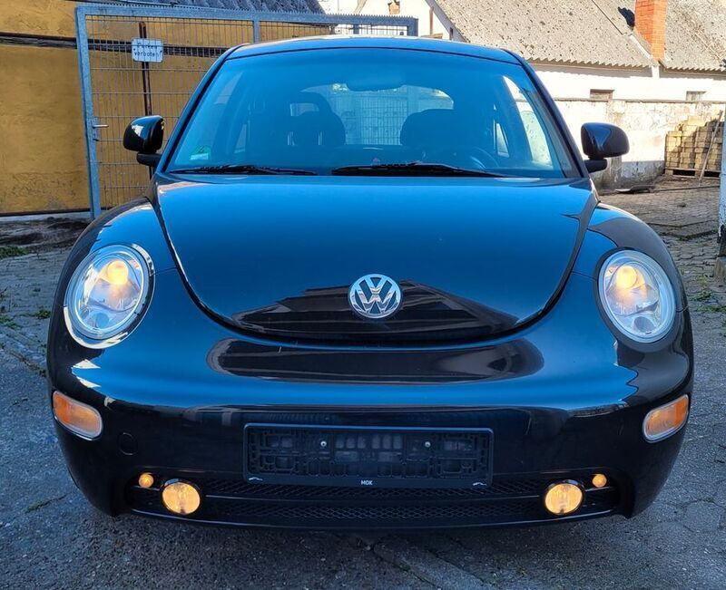 Schwarz Gebraucht 1999 VW Beetle Kleinwagen | 2.650 € (Fairer Preis) - Bild 1/4