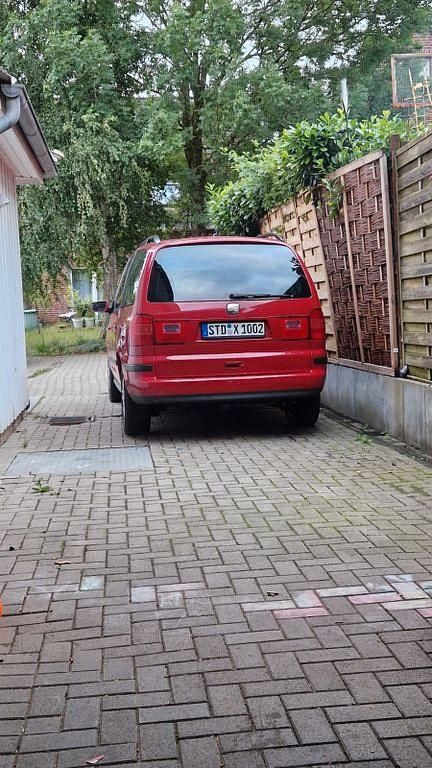Second-hand Seat Alhambra Reference 116 CP (85 kW) 2006 Roșu Monovolum