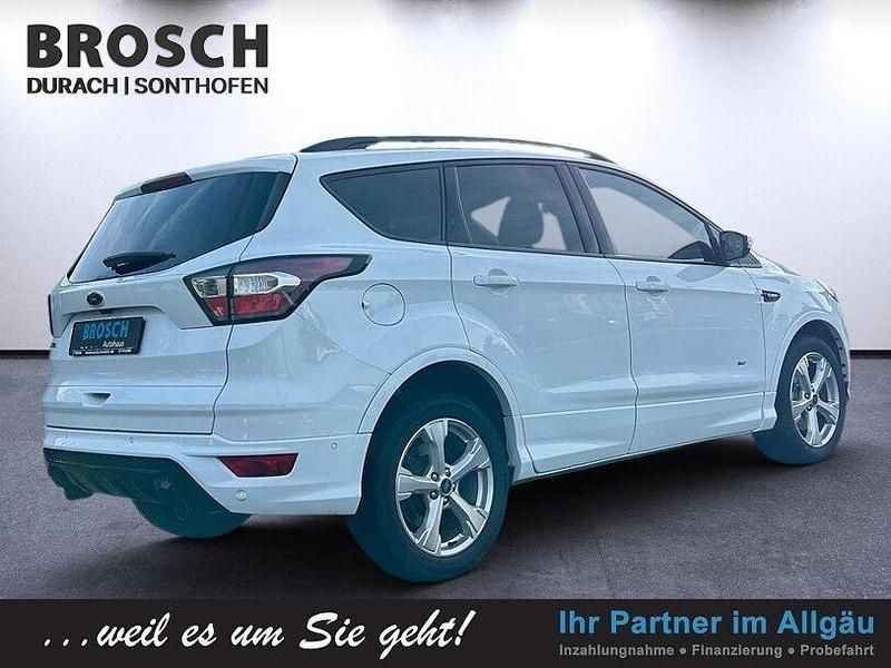 Gebraucht Ford Kuga ST-Line 179 PS (131 kW) 2018 Weiß SUV