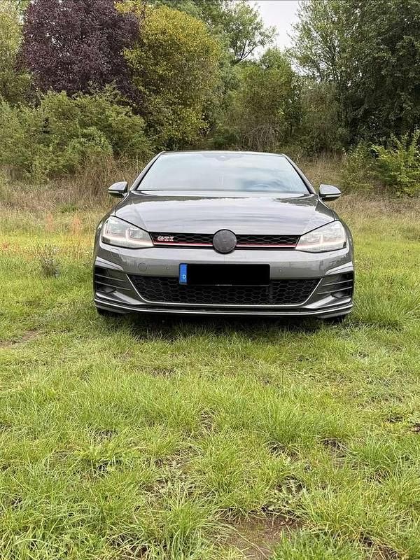 Gebraucht VW Golf VIII GTI 245 PS (180 kW) 2020 Grau Kleinwagen