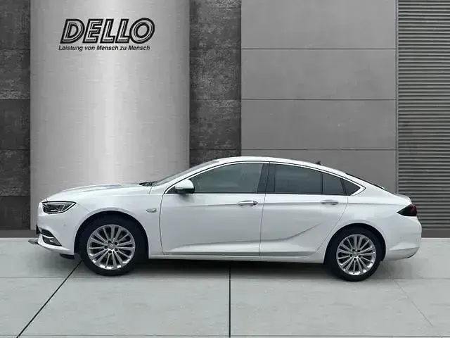 Gebraucht Opel Insignia Business Innovation 209 PS (153 kW) 2018 Weiß Limousine