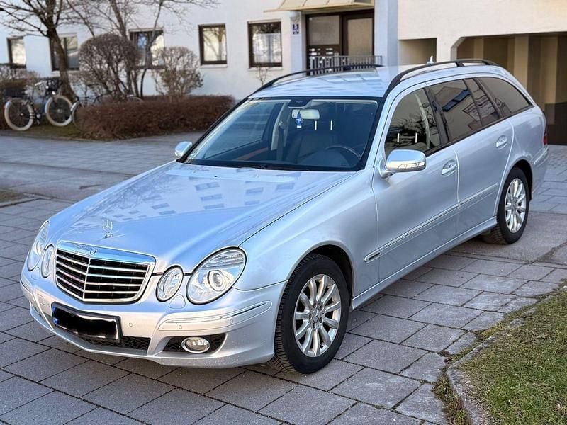 Gebraucht Mercedes E230 Elegance 204 PS (150 kW) 2008 Silber Kombi