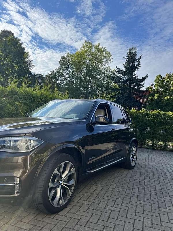 Gebraucht BMW X5 Exclusive 449 PS (330 kW) 2014 Braun SUV