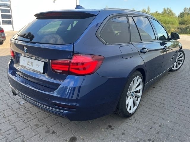 Second-hand BMW 320 Performance 163 CP (119 kW) 2018 Albastru Break