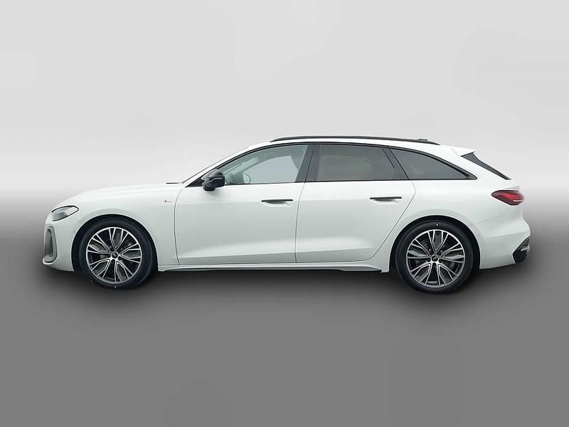 Gebraucht Audi A5 S-Line 204 PS (150 kW) 2025 Weiß Kombi