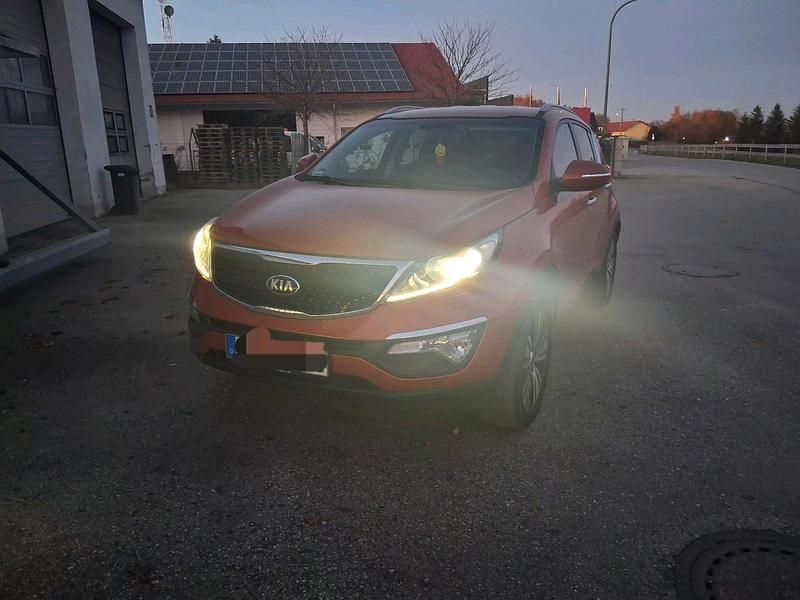 Orange Gebraucht 2014 Kia Sportage SUV | 13.200 € (Fairer Preis) - Bild 1/4