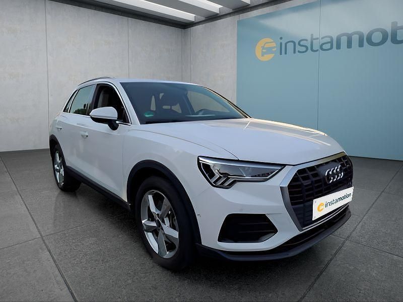 Weiß Gebraucht 2022 Audi Q3 SUV | 37.249 € (Fairer Preis) - Bild 1/4