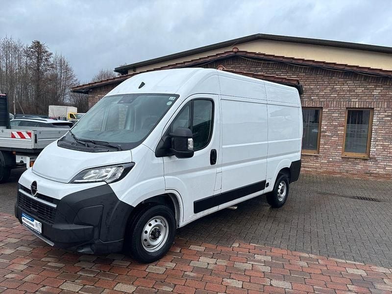 Gebraucht Opel Movano 140 PS (102 kW) 2025 Weiß Van