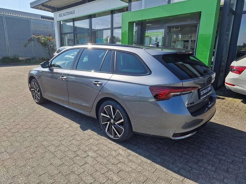 Gebraucht Skoda Octavia SportLine 150 PS (110 kW) 2024 Graphitegrau metallic Kombi
