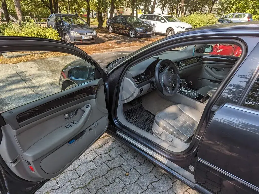 Brugt Audi A8 334 HK (245 kW) 2003 Grå Sedan