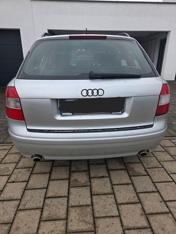 Second-hand Audi A4 S-Line 170 CP (125 kW) 2002 Argintiu Break