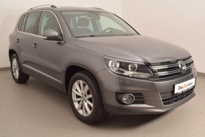 Gebraucht VW Tiguan LOUNGE 150 PS (110 kW) 2015 Grau metallic SUV