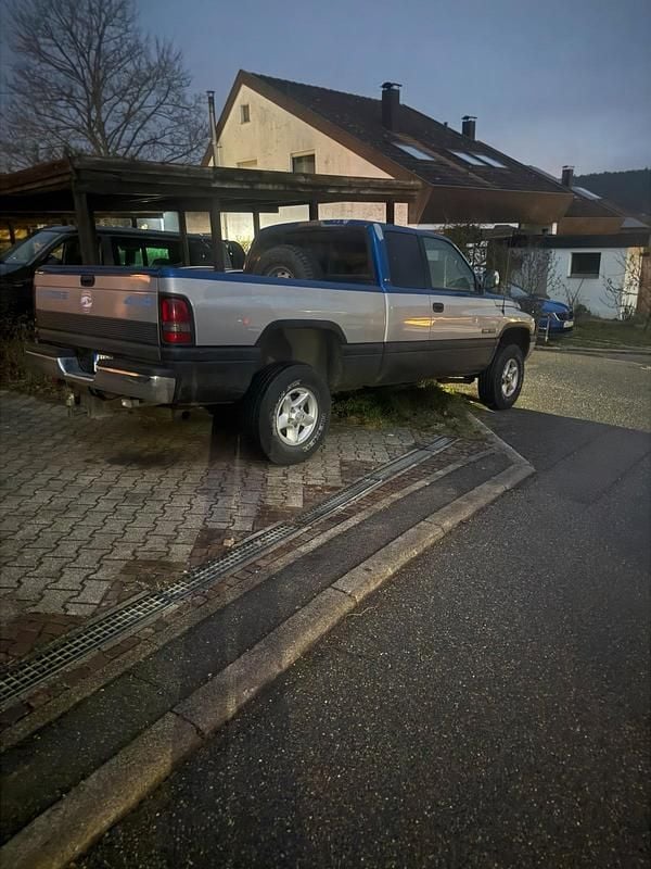 Używany Dodge Ram 220 KM (161 kW) 1997 Pickup