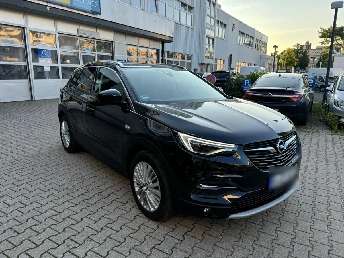 Gebraucht Opel Grandland X 131 PS (96 kW) 2021 Schwarz SUV