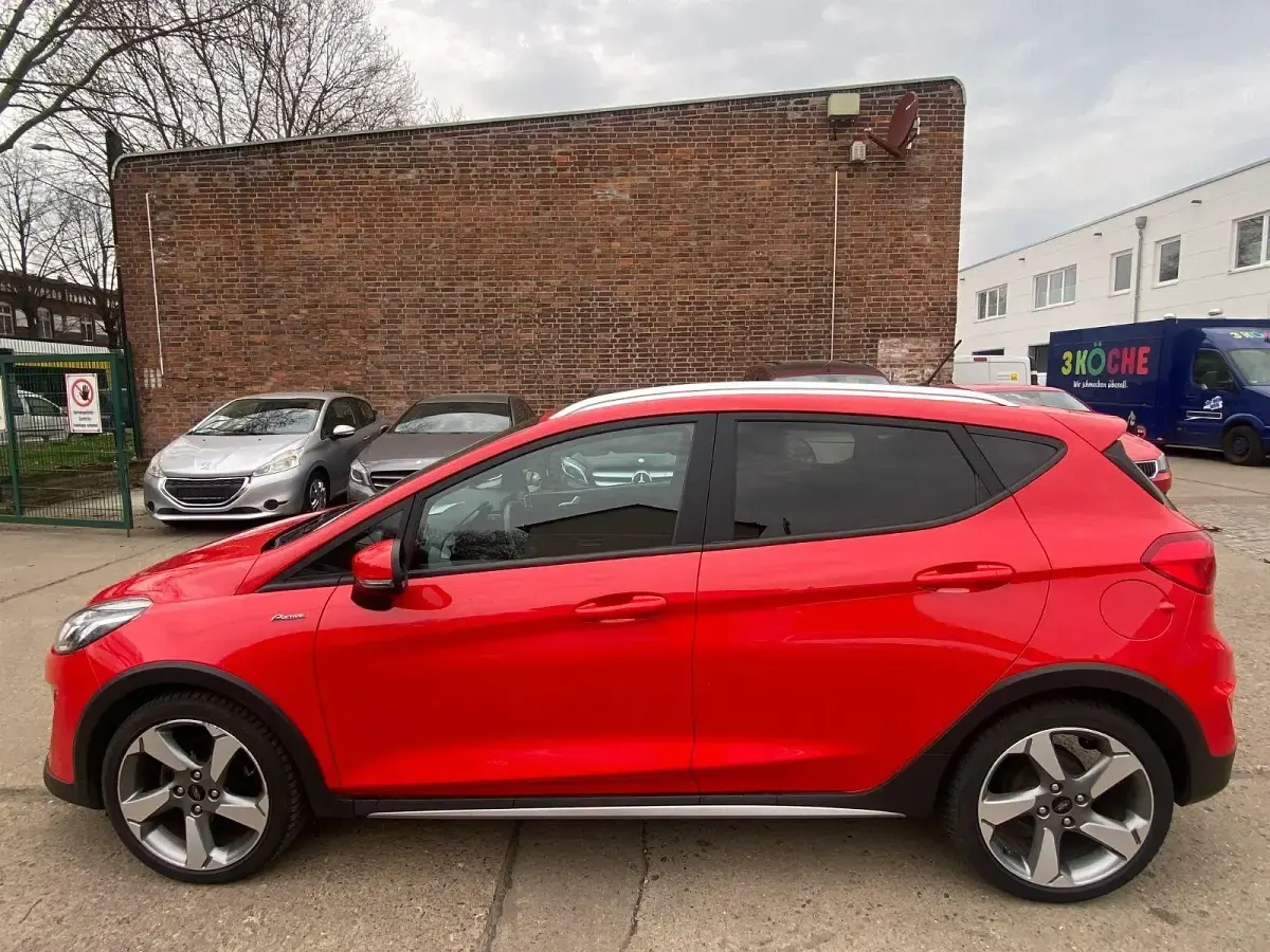 Gebraucht Ford Fiesta Active 101 PS (74 kW) 2019 Race red Kleinwagen