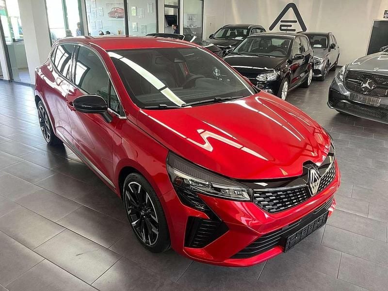 Gebraucht Renault Clio V Techno 91 PS (66 kW) 2024 Dezir rot Kleinwagen