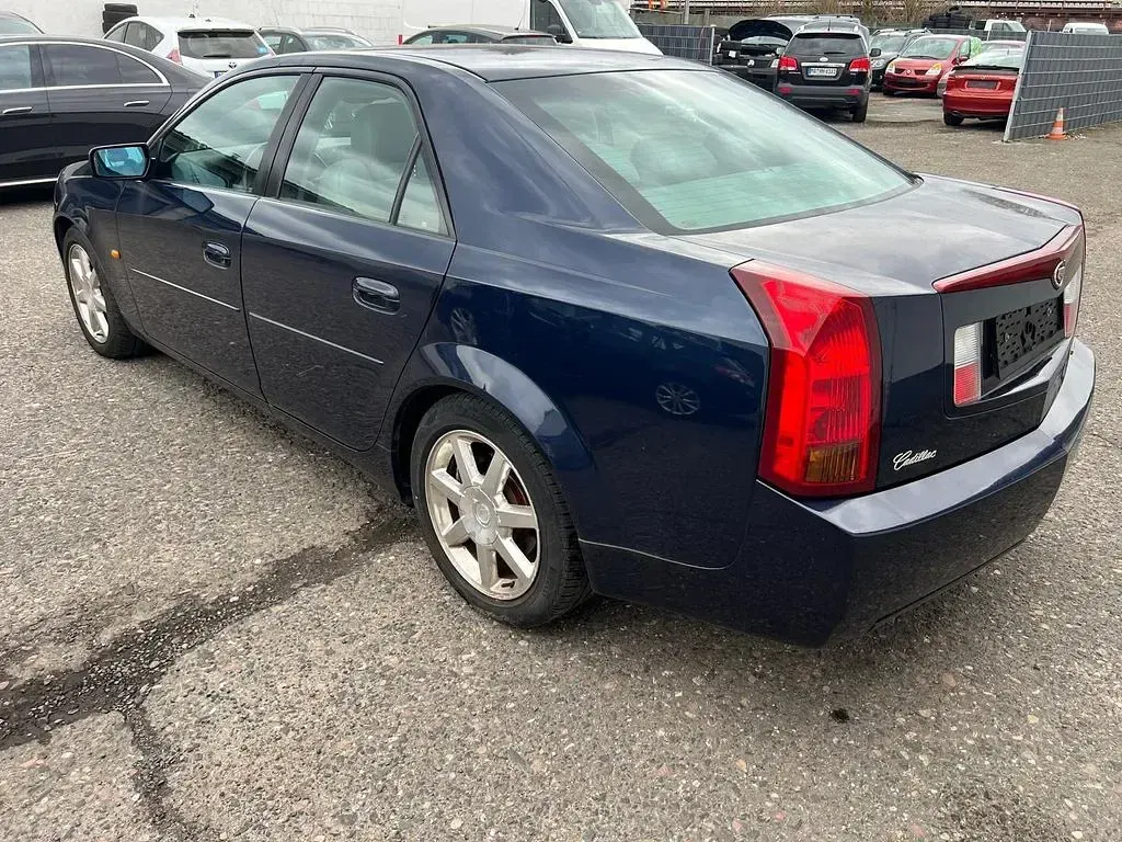Gebraucht Cadillac CTS 181 PS (133 kW) 2006 Blau Limousine