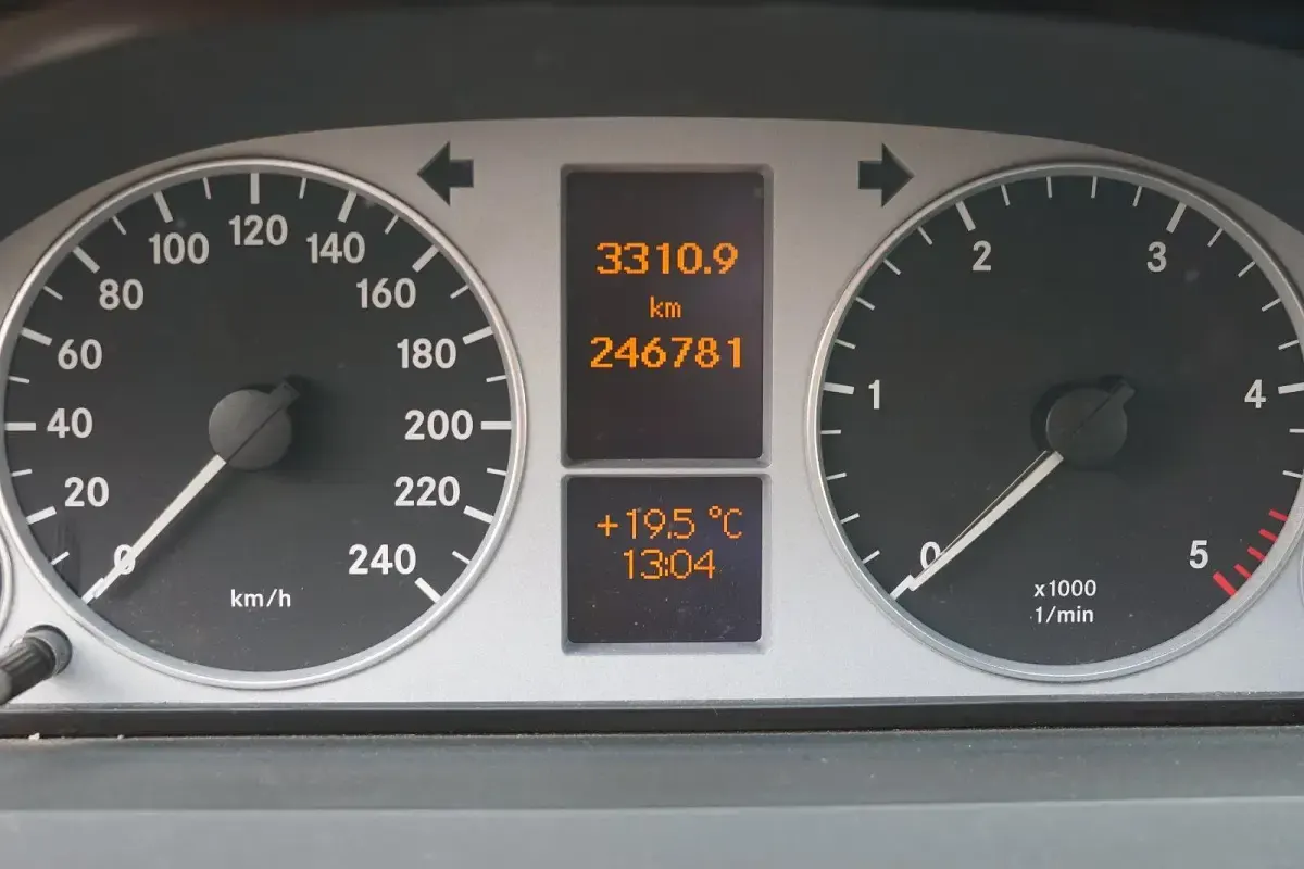 Gebraucht Mercedes B180 2006 Grau Van / Kleinbus