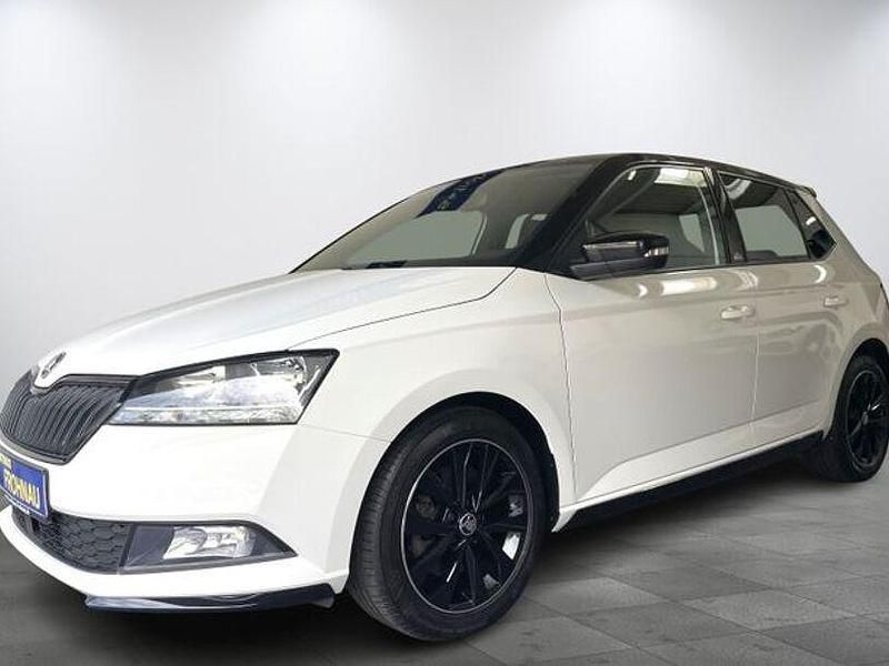 Candyweiss Gebraucht 2020 Skoda Fabia Monte Carlo Limousine | 15.980 € (Fairer Preis) - Bild 1/4
