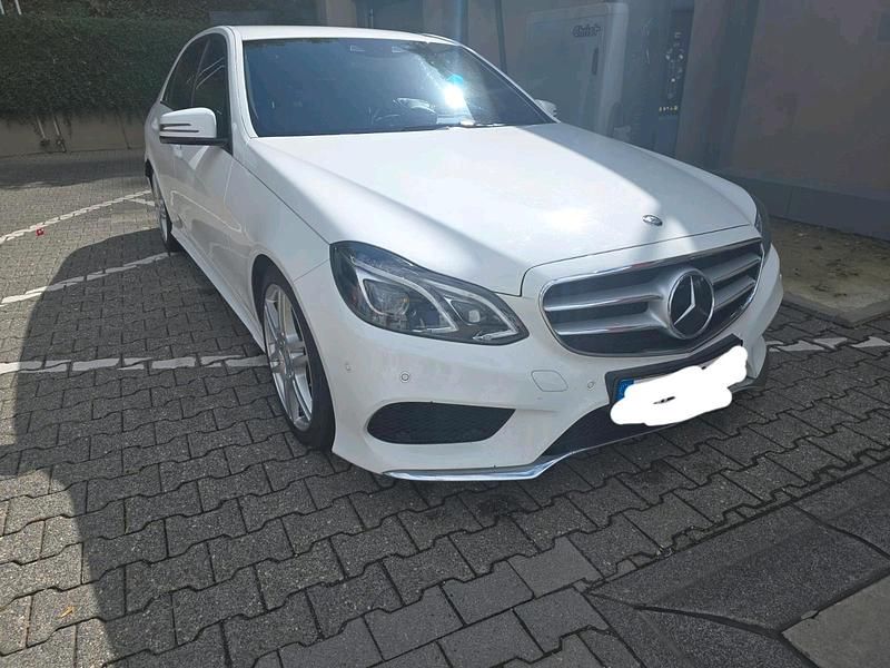 Weiß Gebraucht 2016 Mercedes E350 Limousine | 17.500 € (Superpreis) - Bild 1/4