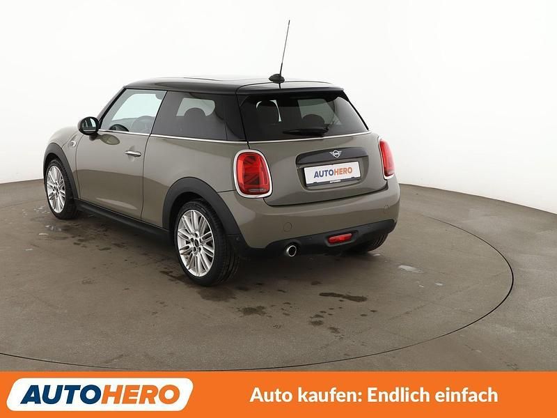 Gebraucht Mini Cooper D 116 PS (85 kW) 2019 Grau Kleinwagen