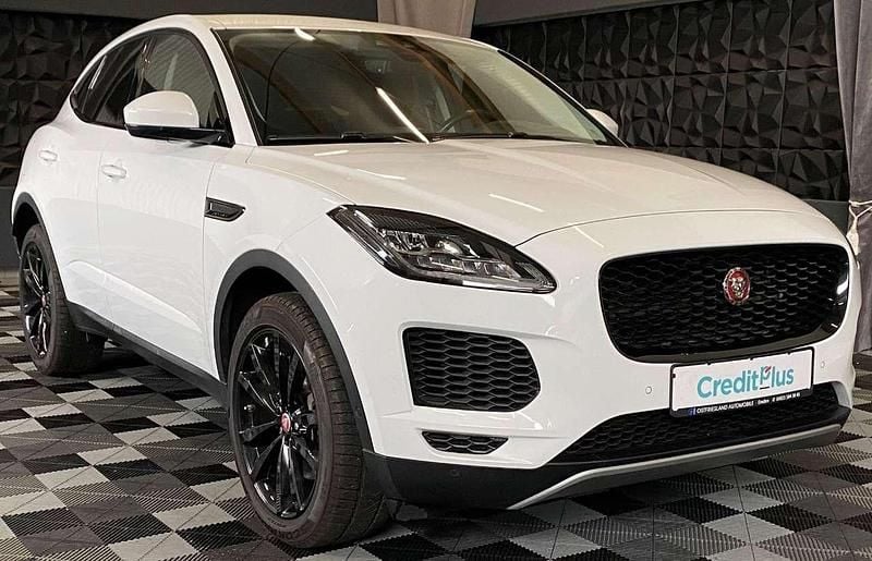 Fuji white Gebraucht 2020 Jaguar E-Pace S SUV | 24.990 € (Superpreis) - Bild 1/3